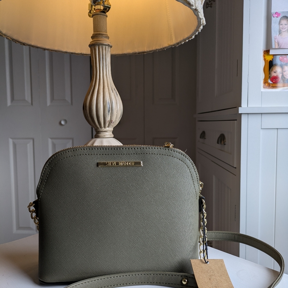 NWT Seve Madden Crossbody Medium Purse - Lightly Olive Green Dome Gold Chain